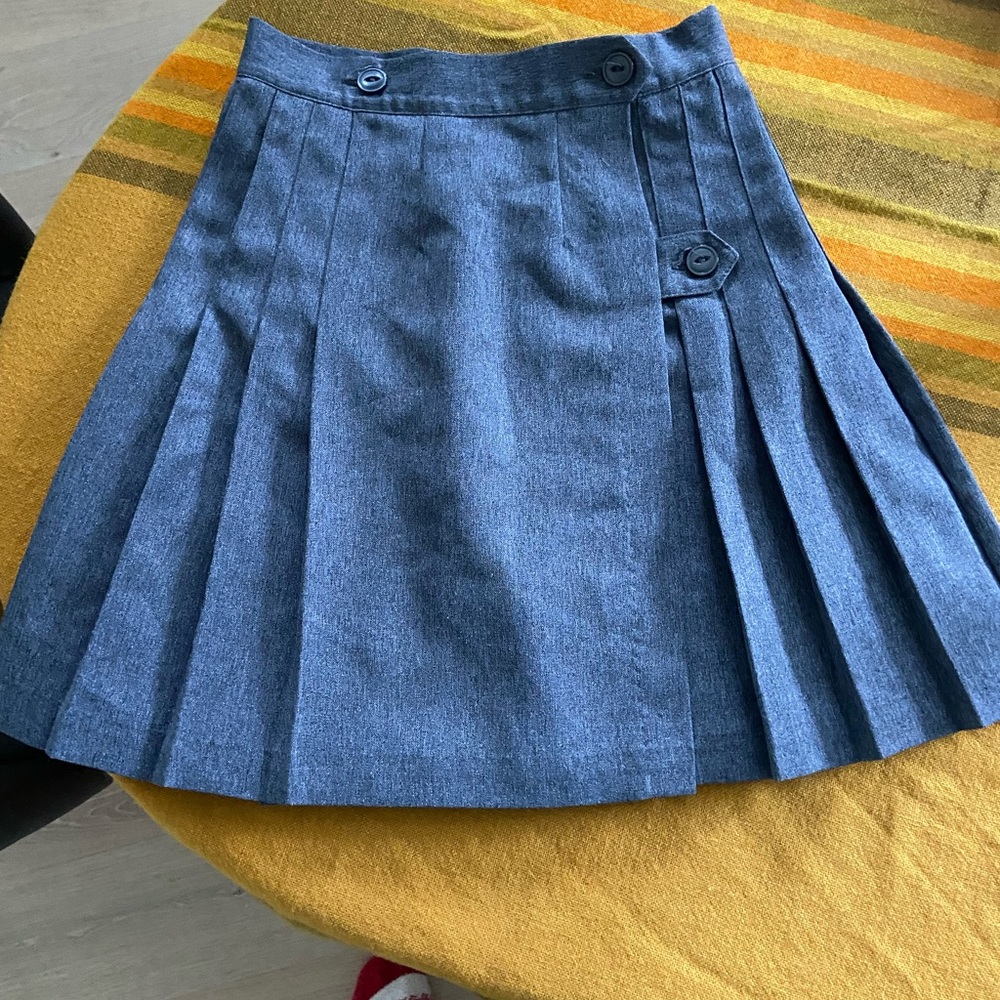 Flynn ohara uniform skirt grey 10